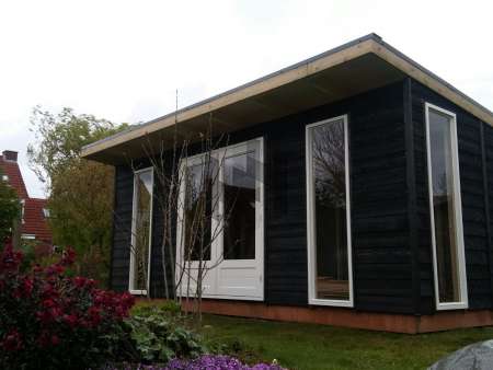 Tuinhuis gepotdekseld Tuinhuis gepotdekseld